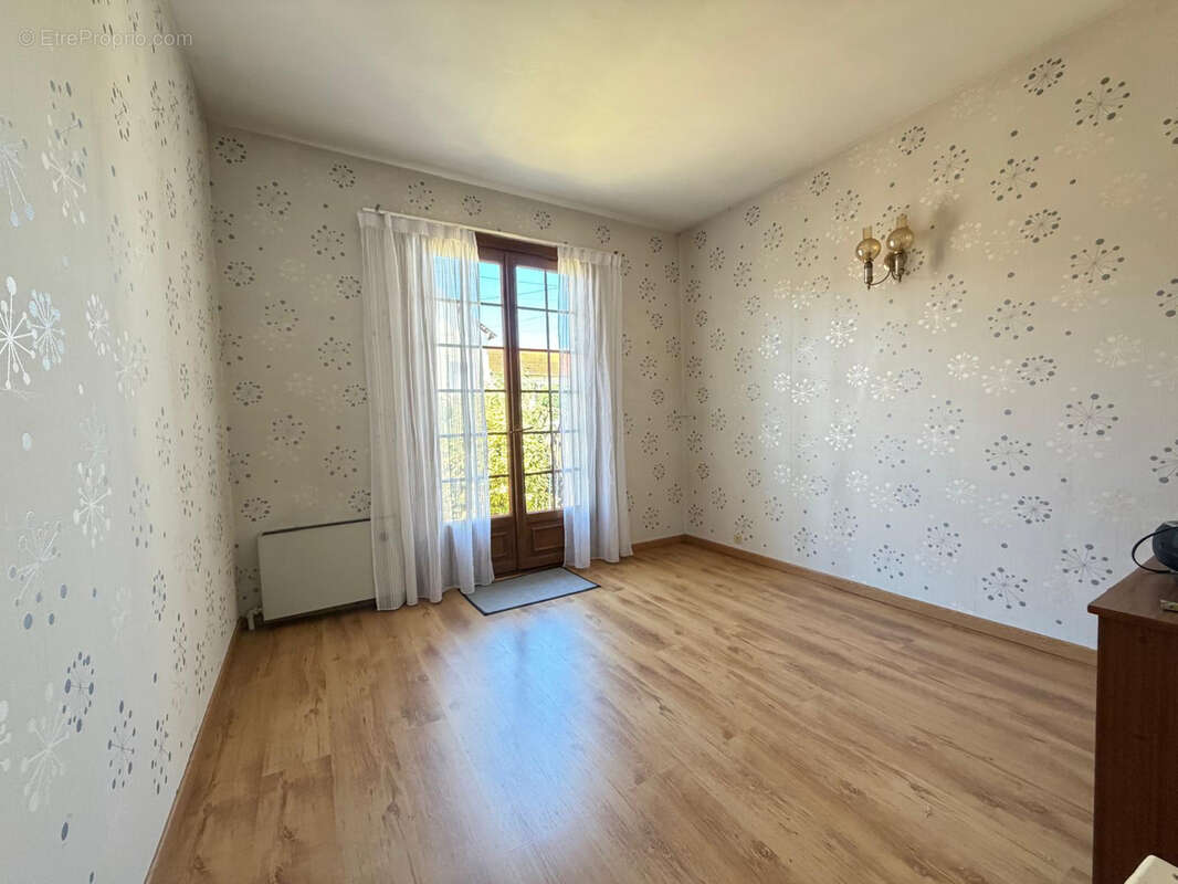 Maison à TREMBLAY-EN-FRANCE