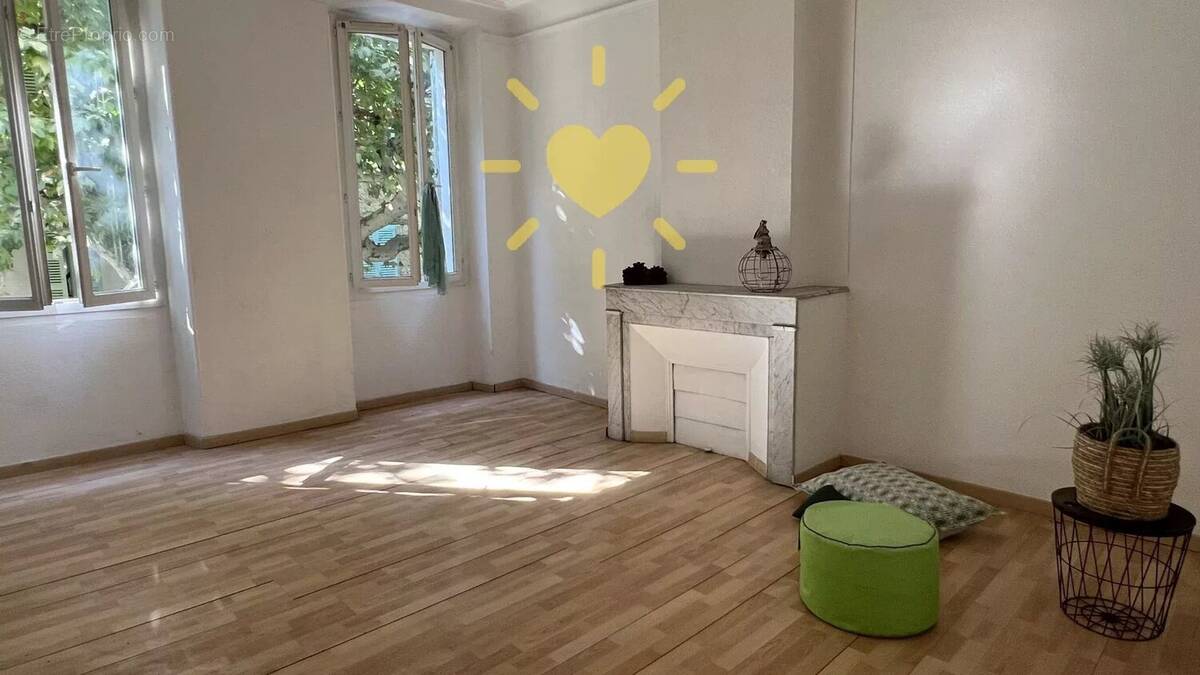 Appartement à BARGEMON