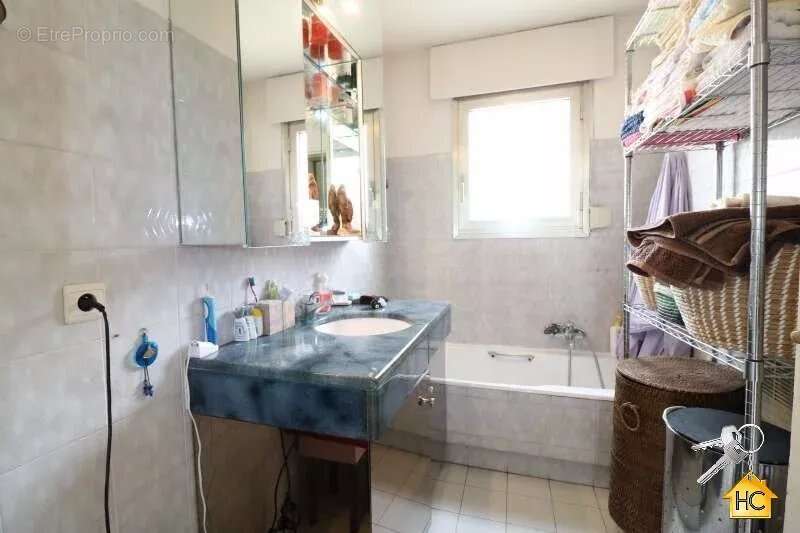 Appartement à LE CANNET