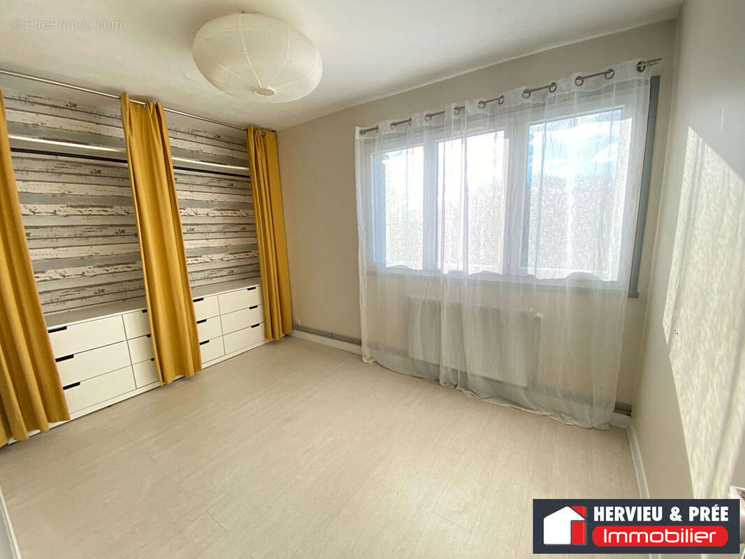 Appartement à LUC-SUR-MER