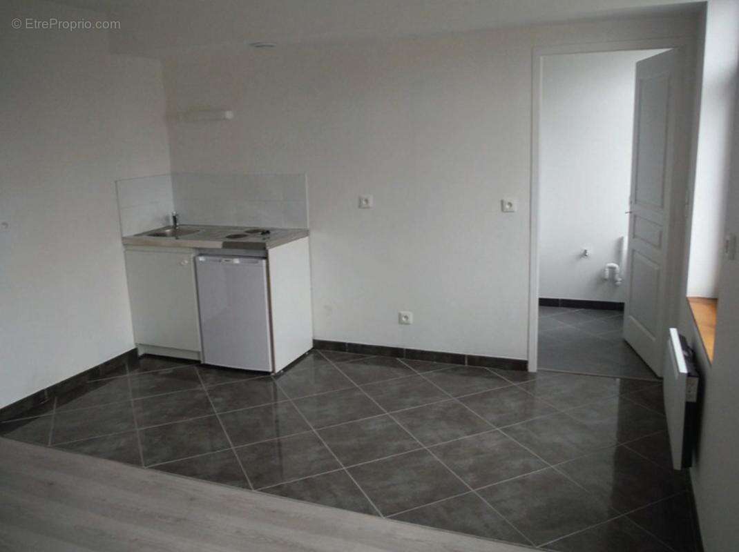 OPPORTUNITÉ INVESTISSEUR : Immeuble de rapport 4 lots avec local commercial !  rentabilité brut 9,9% - photo 7