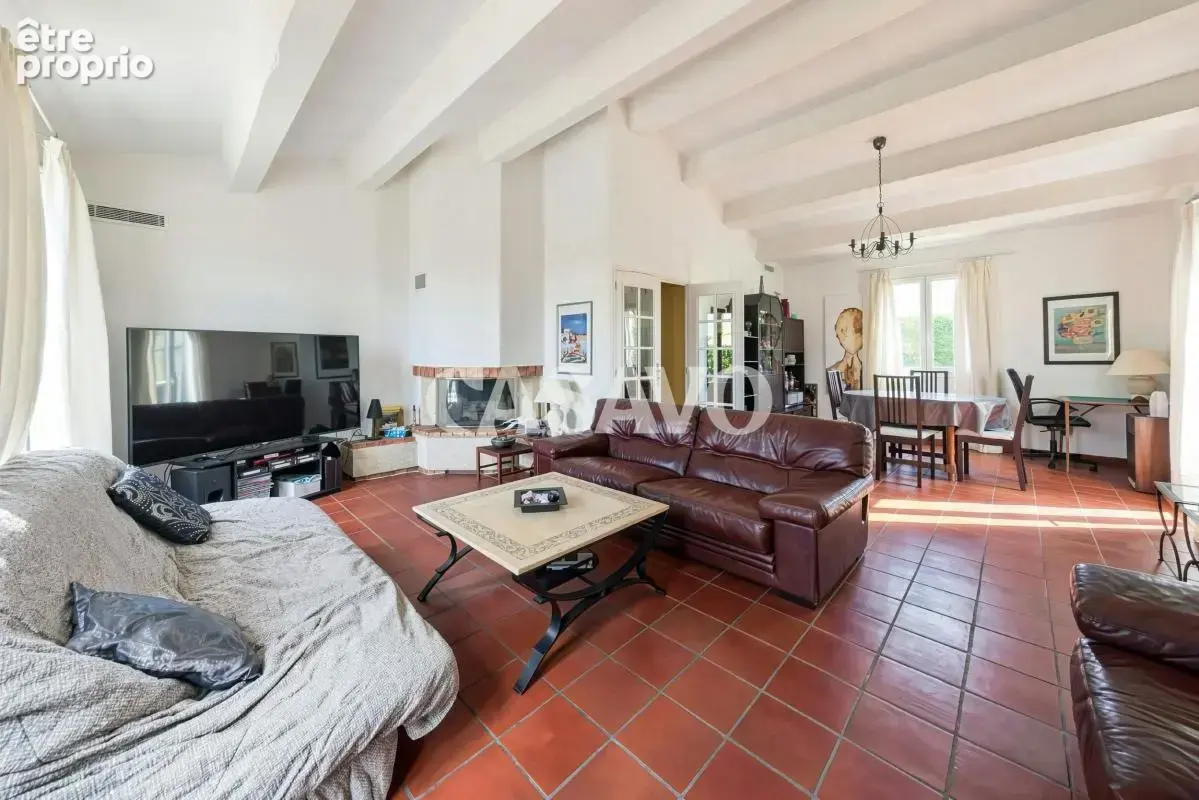 Vente Maison 5 pièces de 115m² - 13540 Aix-en-Provence - photo 8