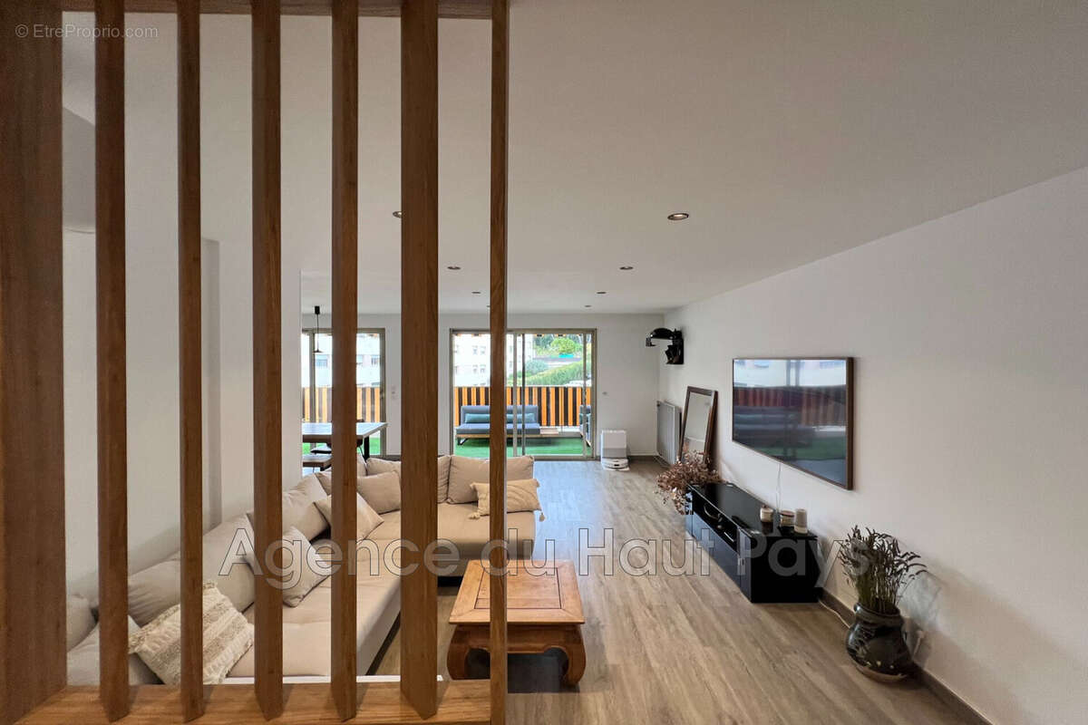 Appartement à LE CANNET