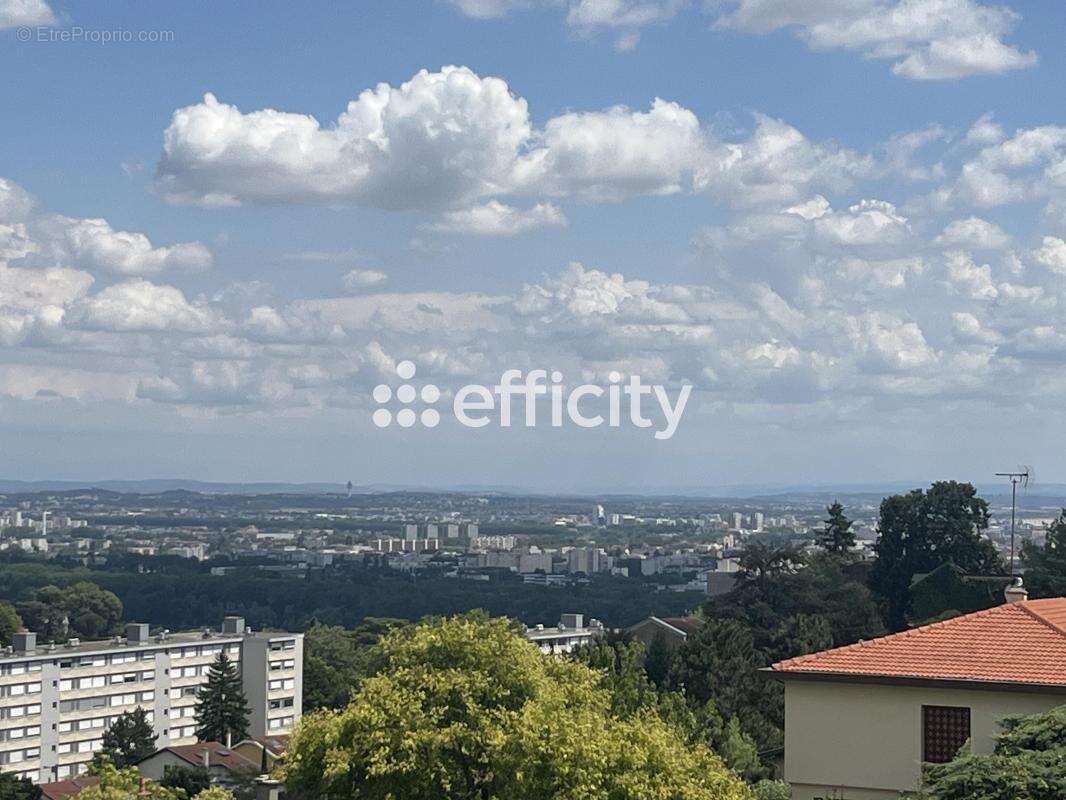 Appartement à CALUIRE-ET-CUIRE