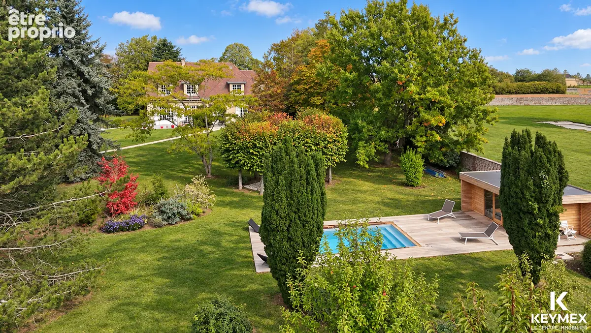 Magnifique maison de maître avec piscine, parc et beau potentiel - photo 17