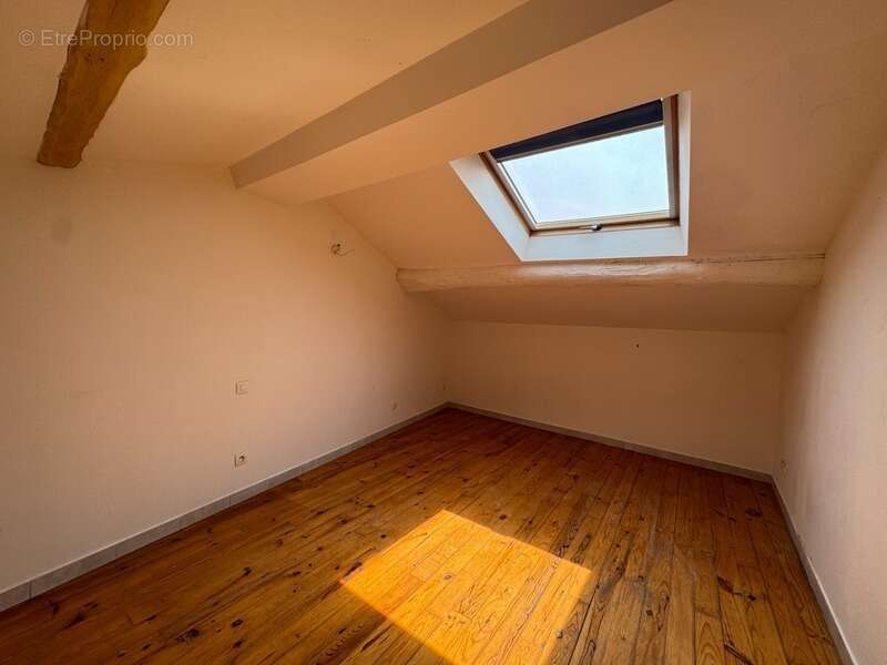  À VENDRE : Maison de village suspendue T4 atypique (~75 m²) – Le Brusquet - photo 17