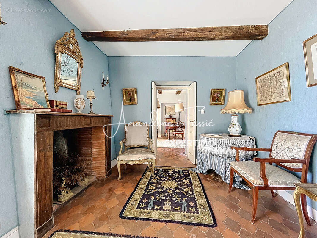 Maison à MONTJAUX