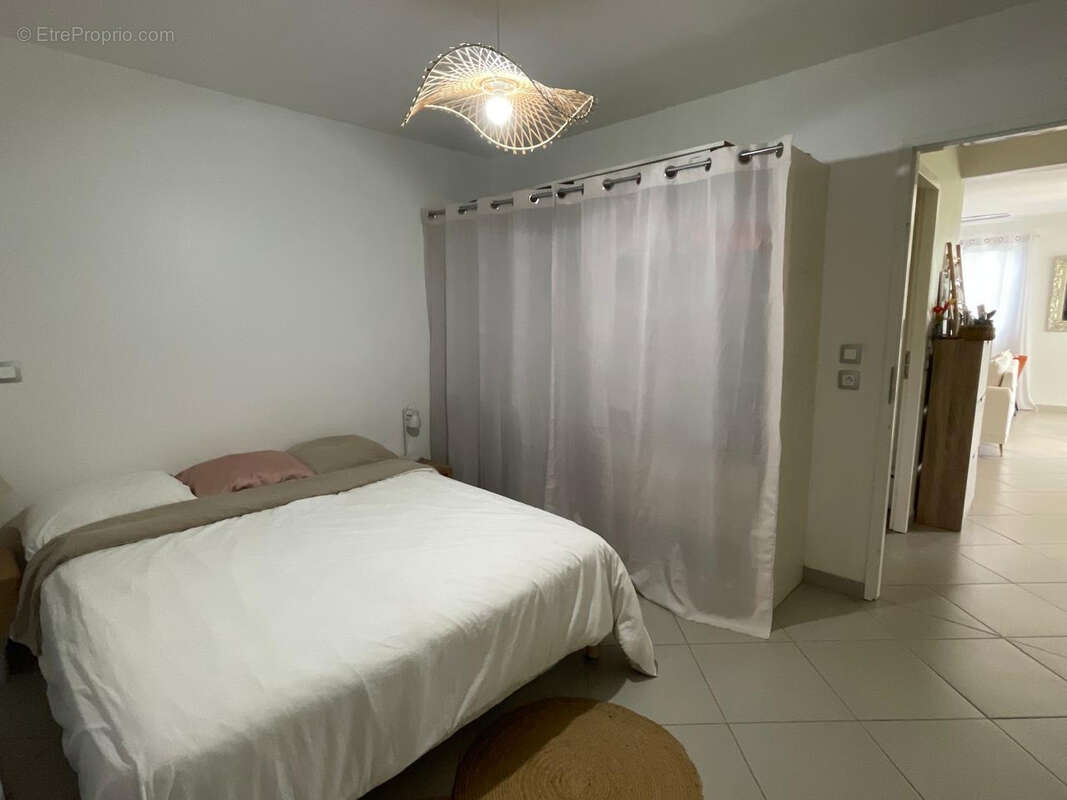 Appartement à PETIT-BOURG