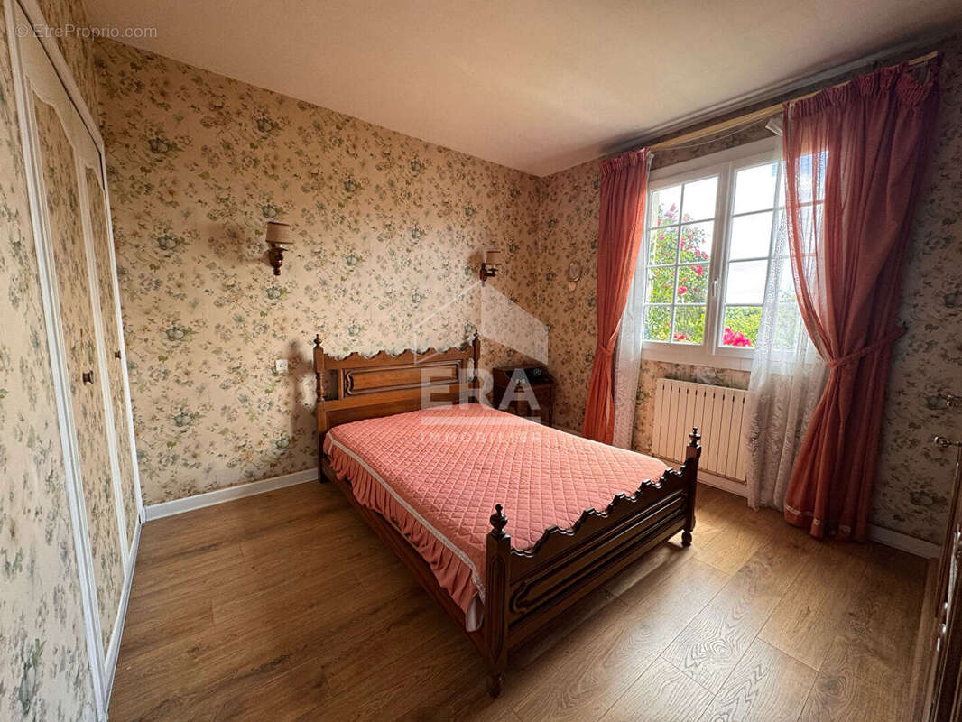 Maison à CHEVANCEAUX