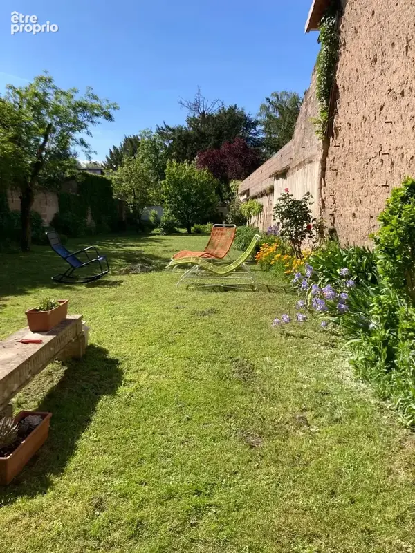 THOISSEY – Maison de village de caractère - photo 17