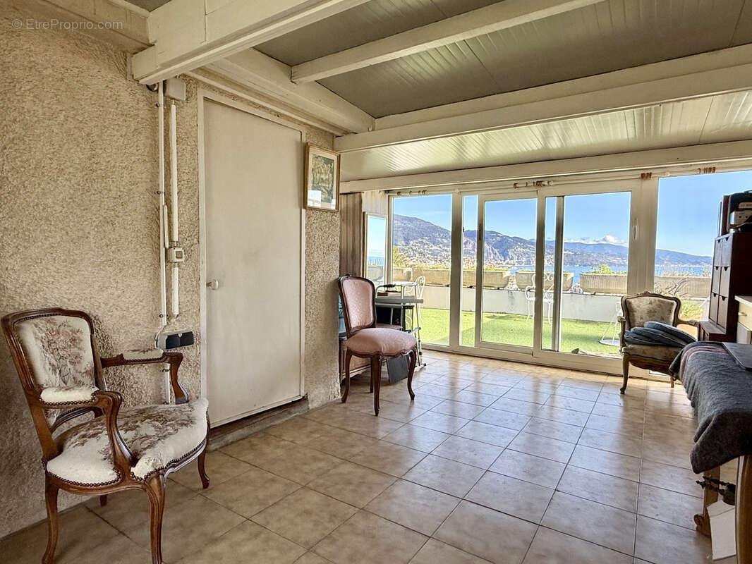 Appartement à ROQUEBRUNE-CAP-MARTIN