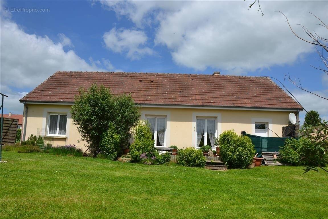 Maison à LE MERLERAULT