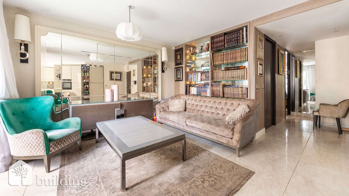 Appartement à LEVALLOIS-PERRET