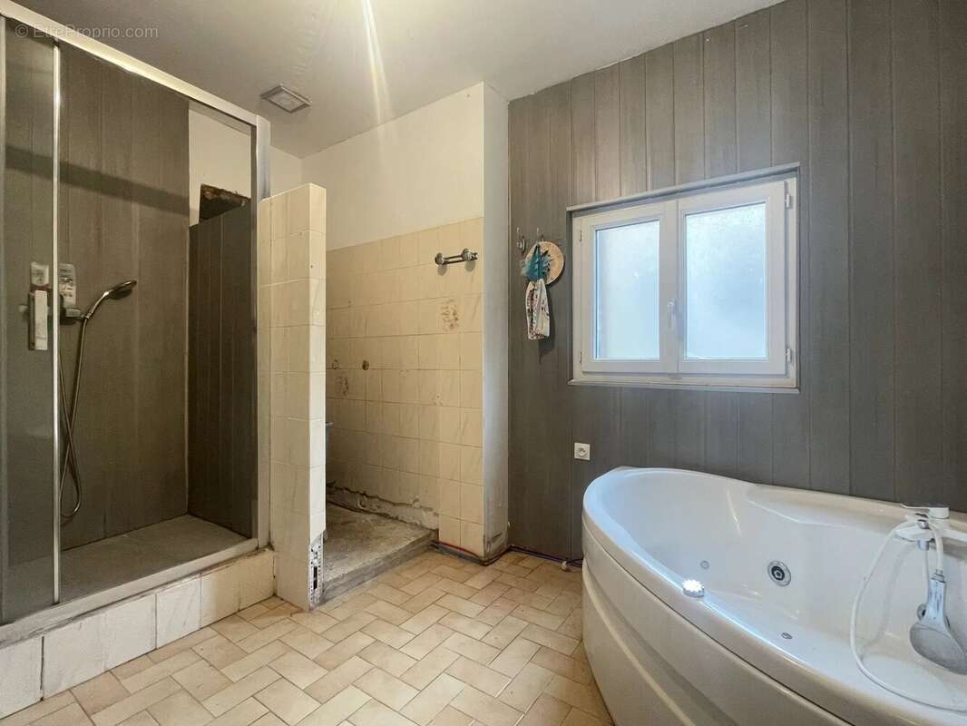 Maison 133 m² à Pressignac  - photo 7