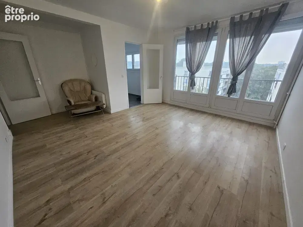 Appartement à VILLIERS-LE-BEL