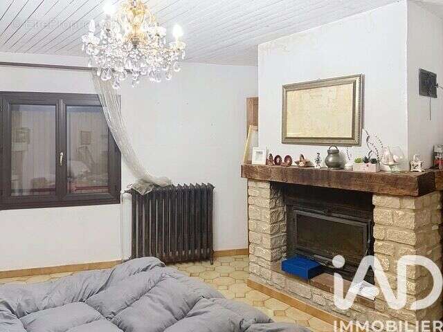 Photo 8 - Maison à MENERBES