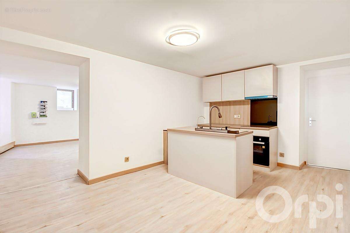 Appartement à MARIGNIER