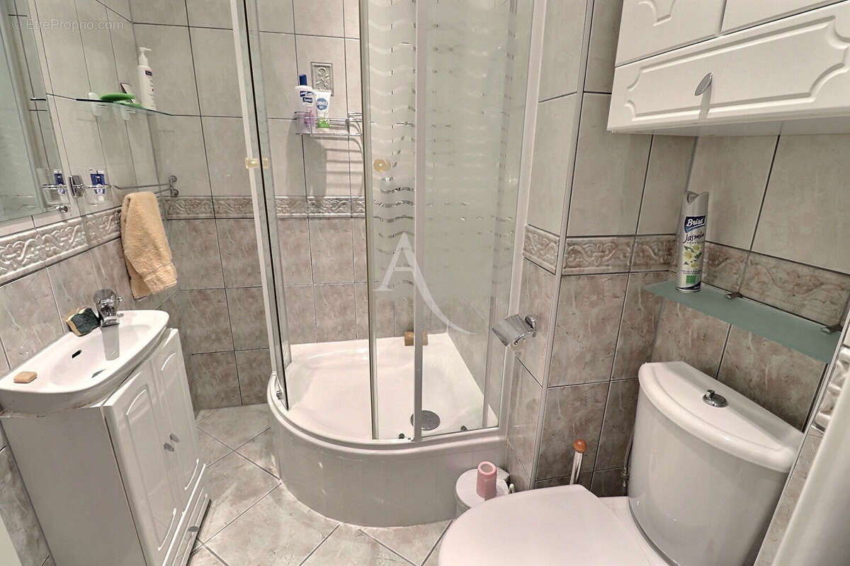 Appartement Le Mesnil Le Roi 4 pièce(s) 122.75 m2 - photo 11