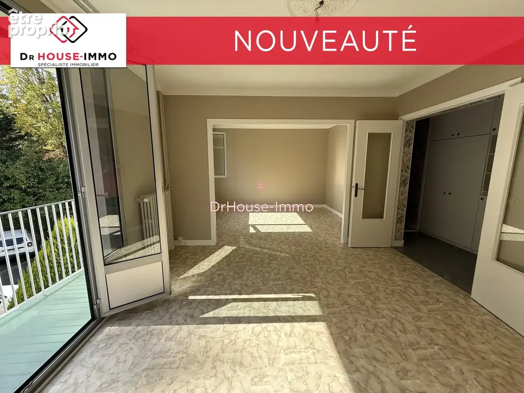 Appartement à LA CELLE-SAINT-CLOUD