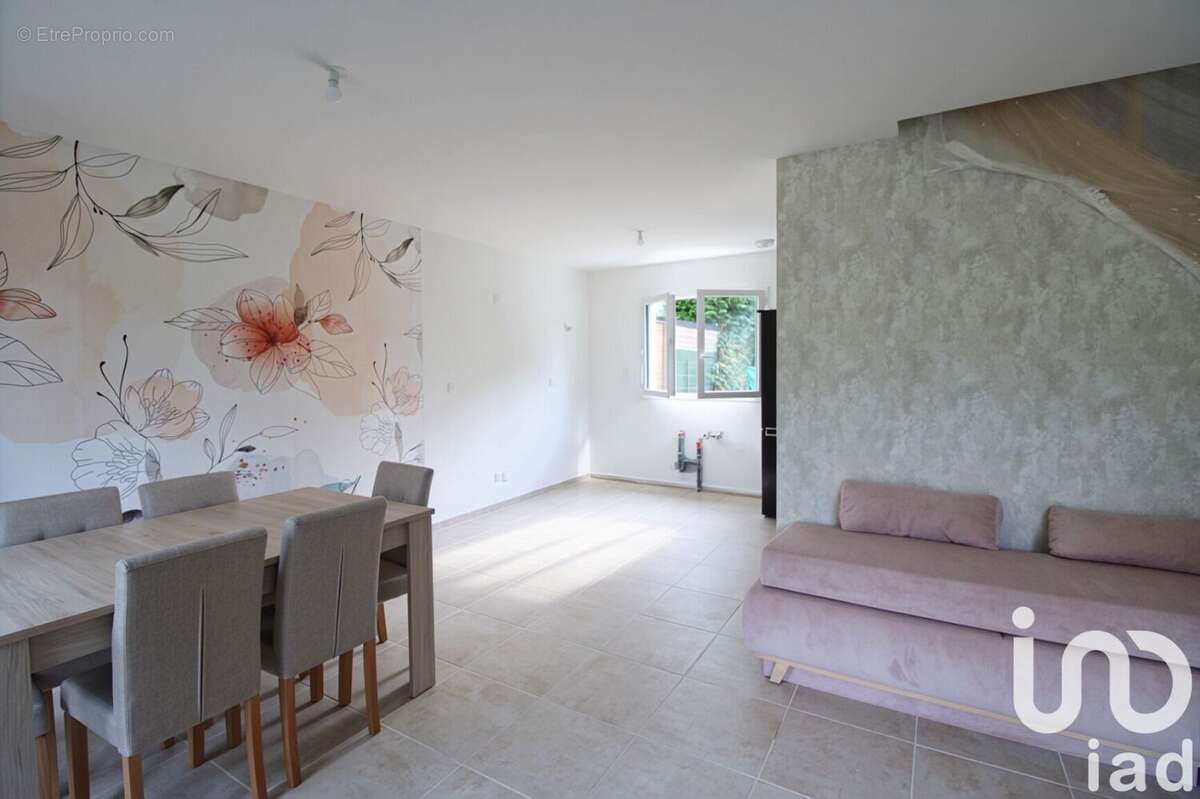 Photo 3 - Maison à VILLIERS-SUR-MORIN