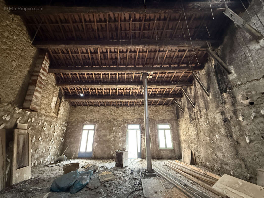 A Vendre Mur et Fond de commerce à Lespignan - photo 9