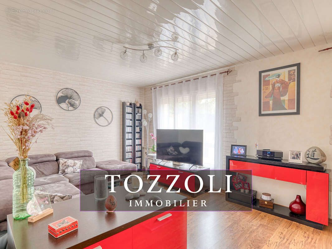 Maison à VILLEFONTAINE