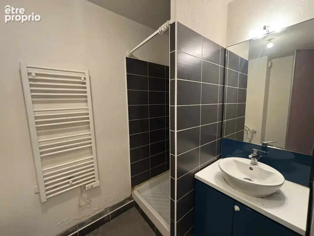 Studio lumineux à Caluire-et-Cuire ideál investisseurs ou étudiant - photo 5