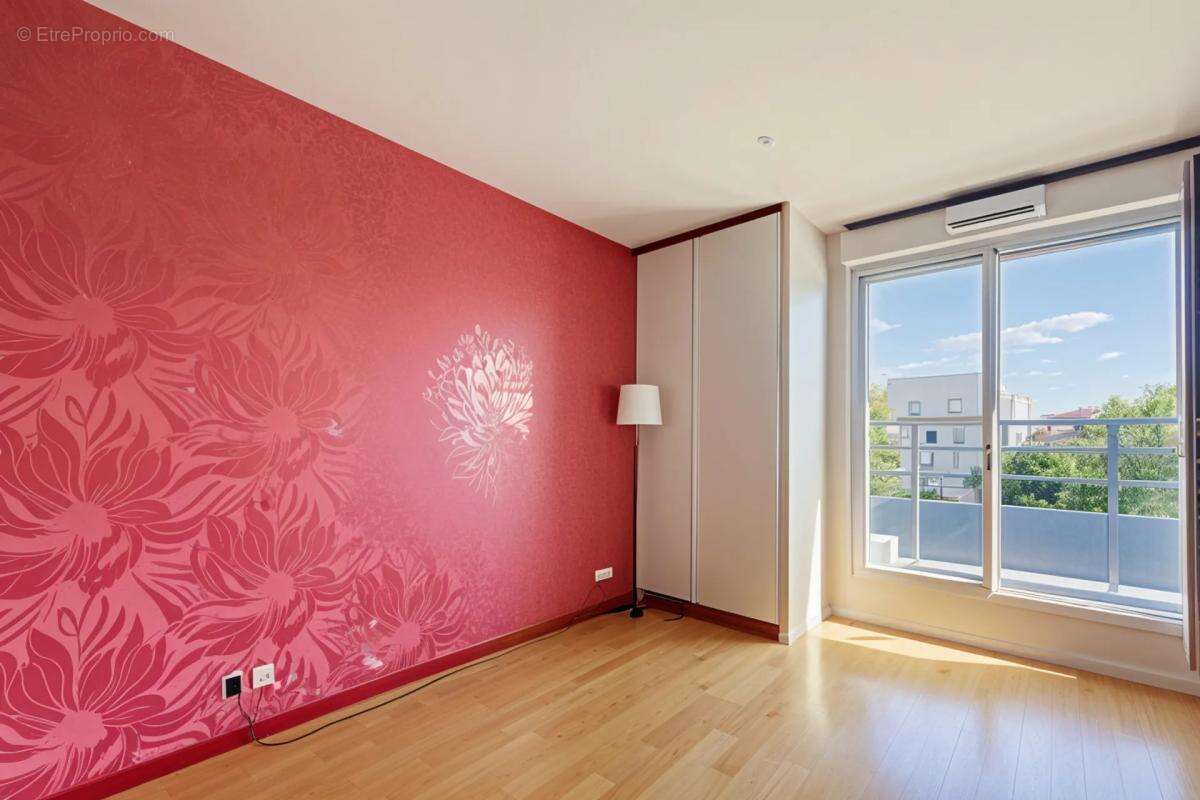 Appartement à CHOISY-LE-ROI