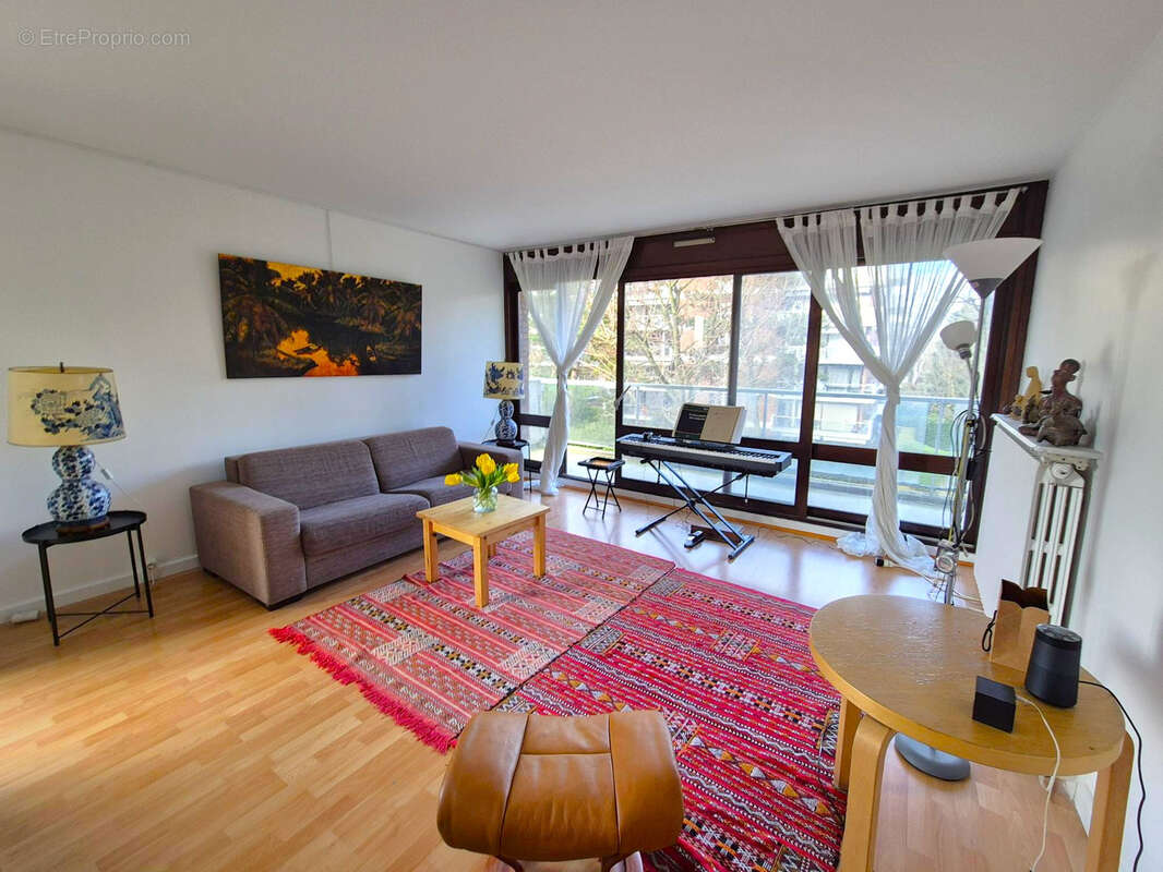 Appartement à JOUY-EN-JOSAS