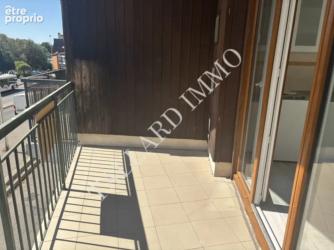 Studio avec terrasse et cave centre ville Gap - photo 2