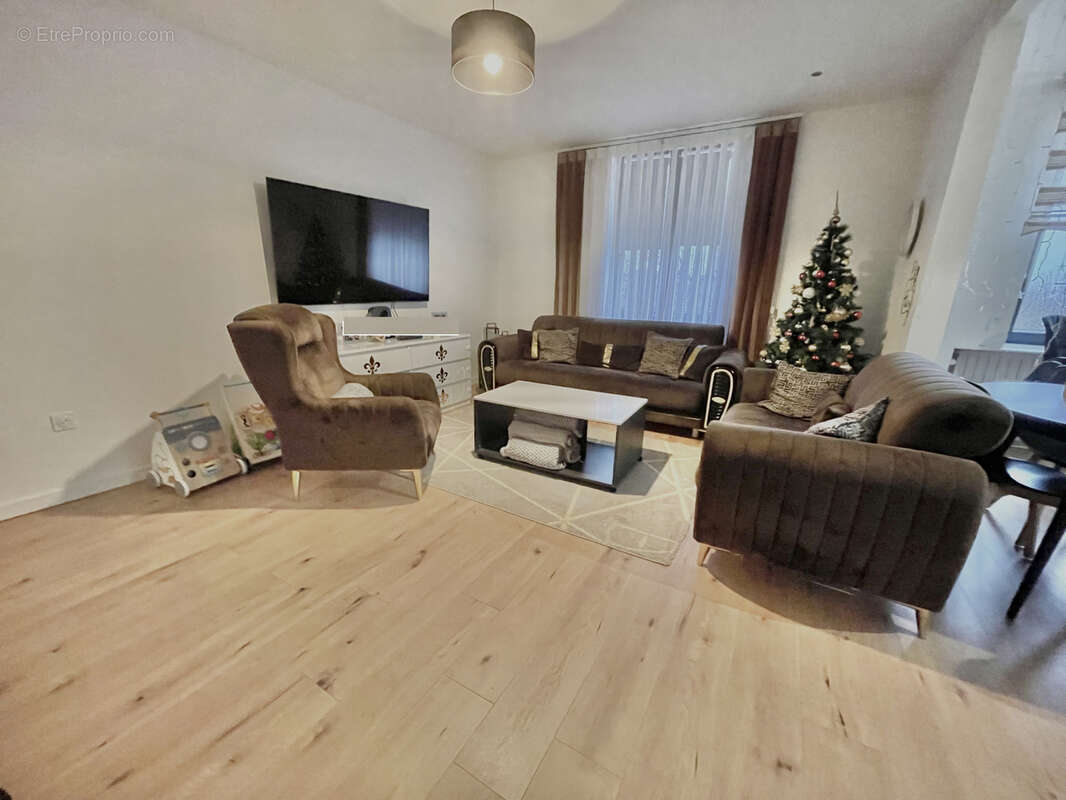 Appartement à NOISSEVILLE