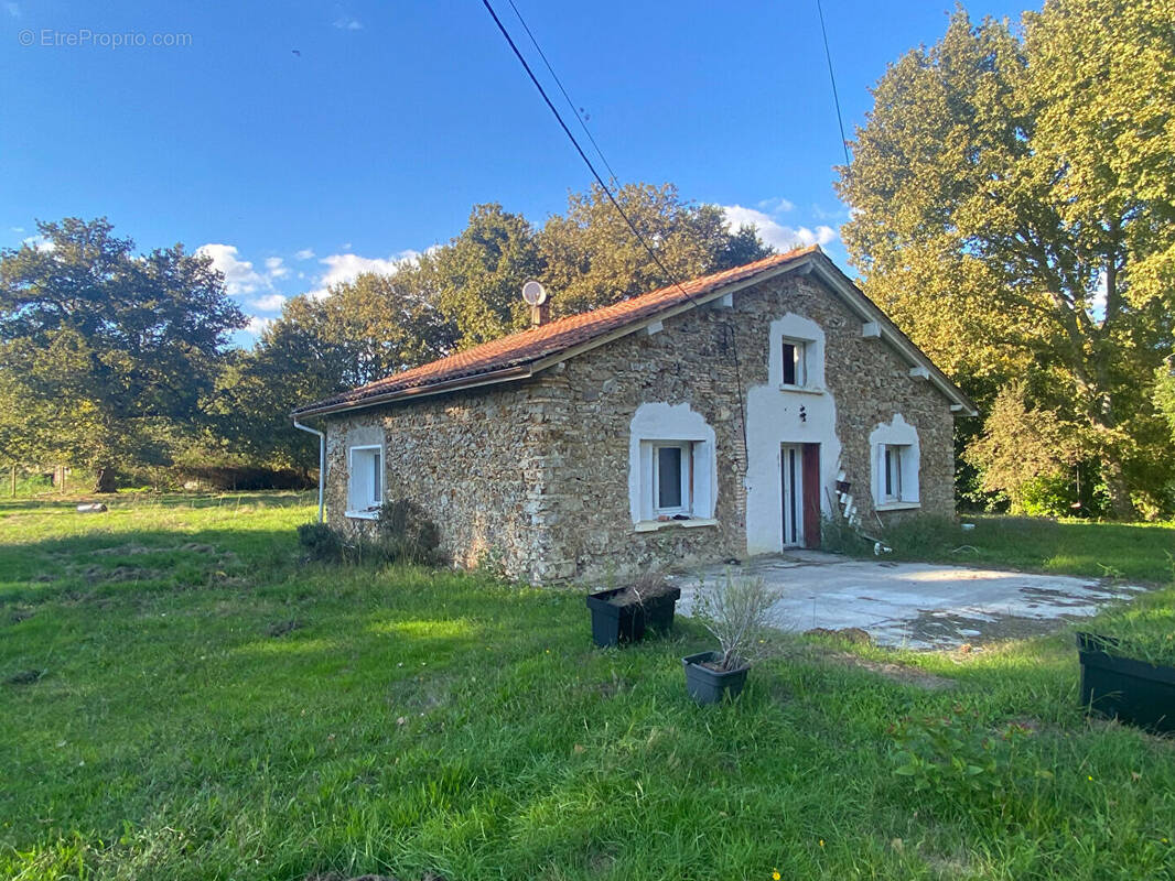 Maison à PISSOS