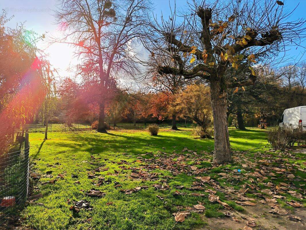 Maison à CHATRES-SUR-CHER