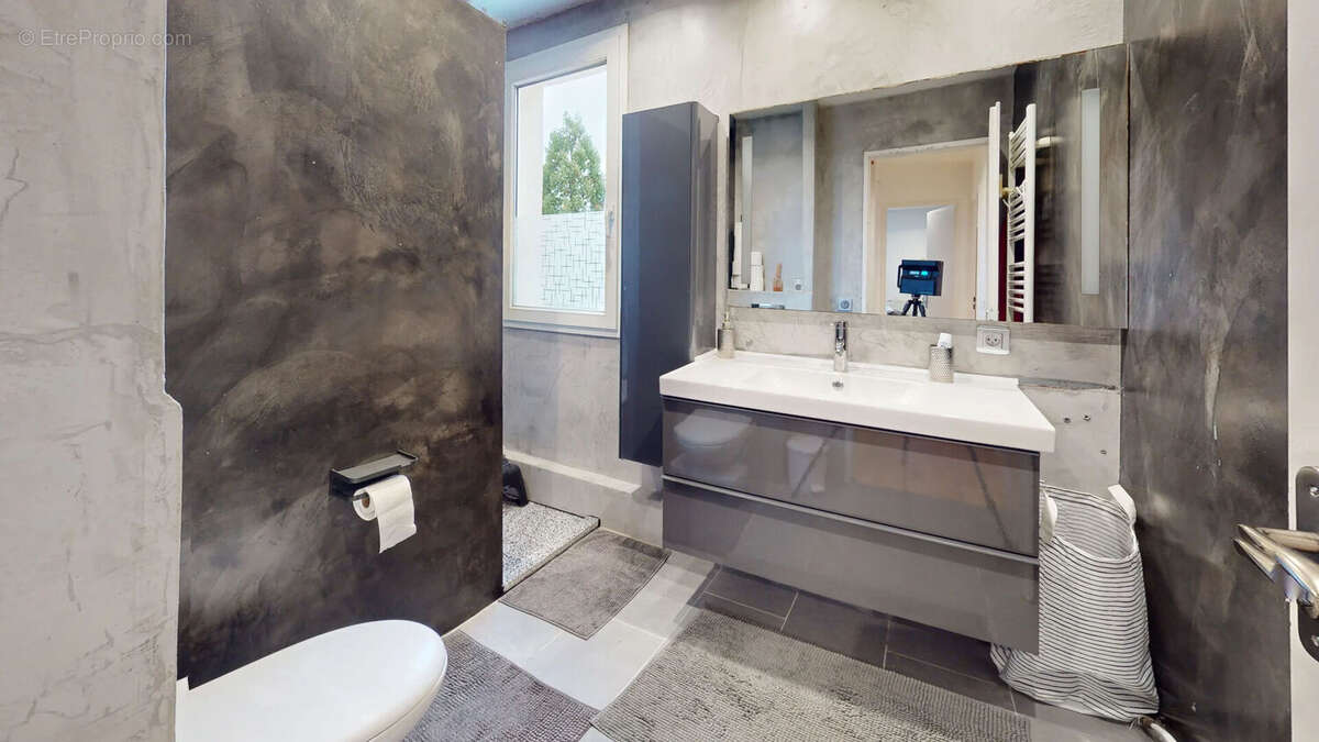 Appartement à SERRIS
