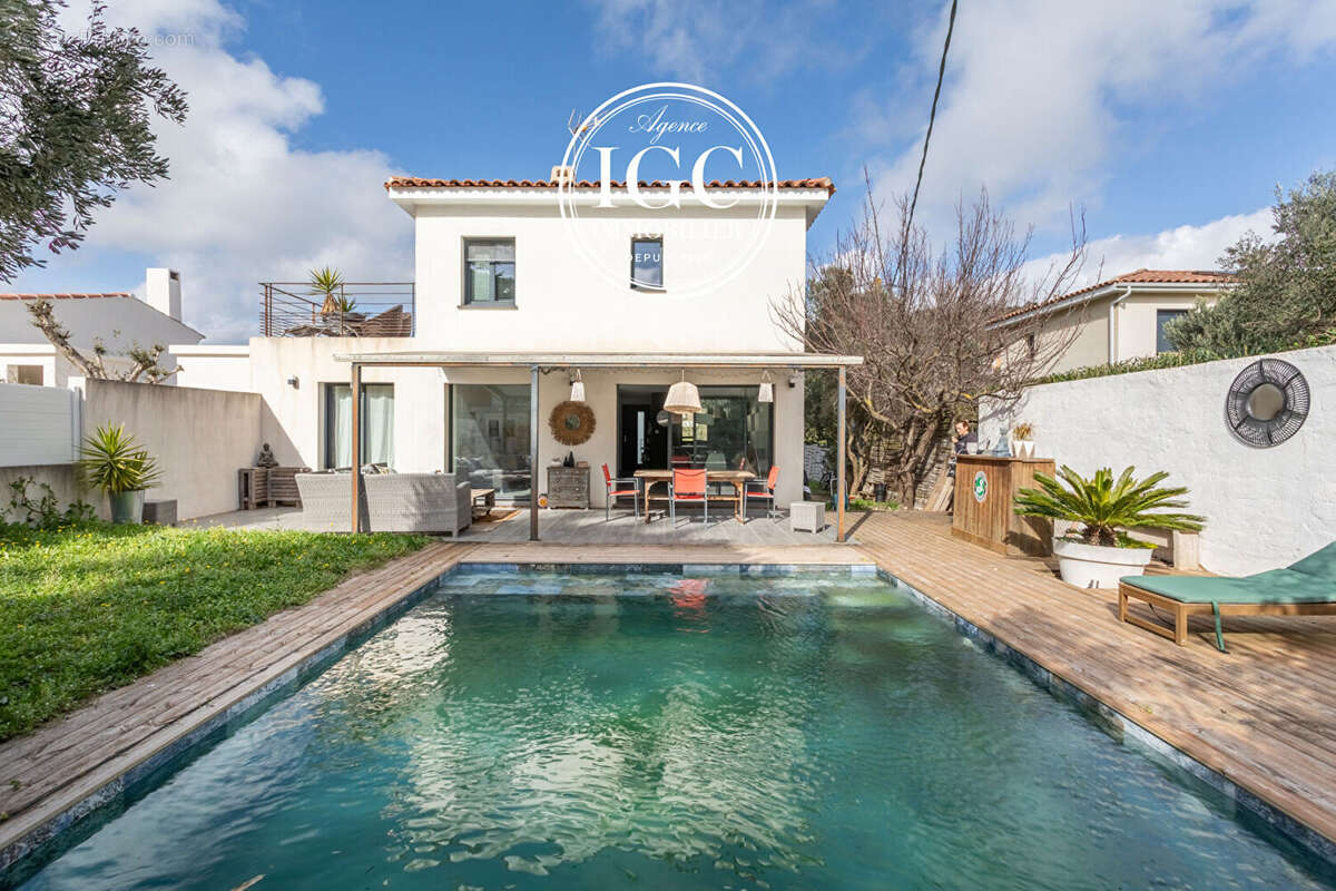 Maison à ENSUES-LA-REDONNE