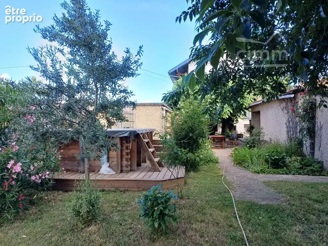 Saint-Rambert-d'Albon – Maison individuelle atypique et pleine de charme avec terrain constructible - photo 4