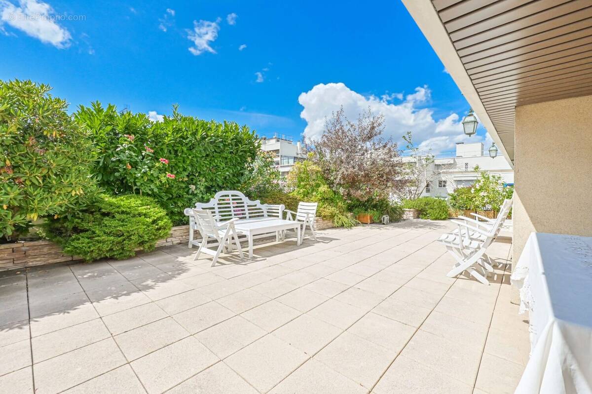 Appartement à PARIS-12E