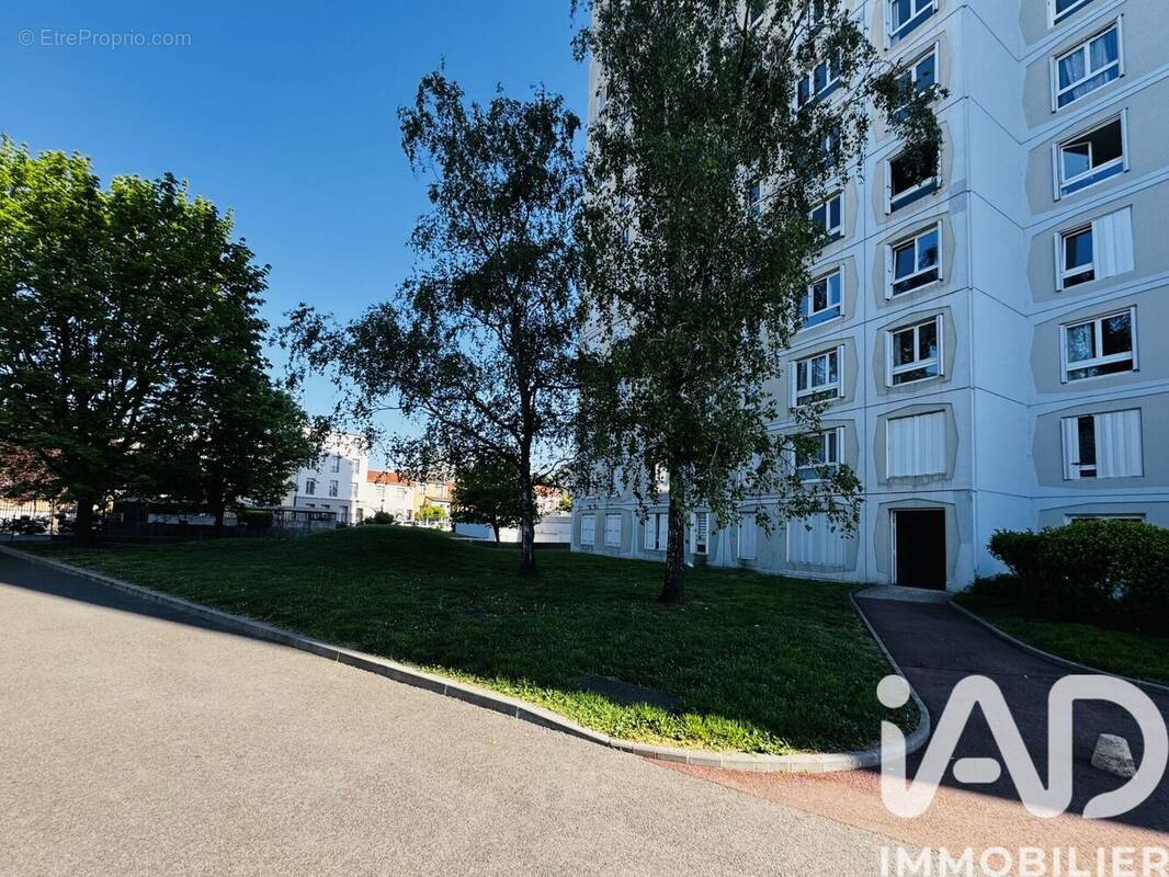 Photo 1 - Appartement à BAGNOLET