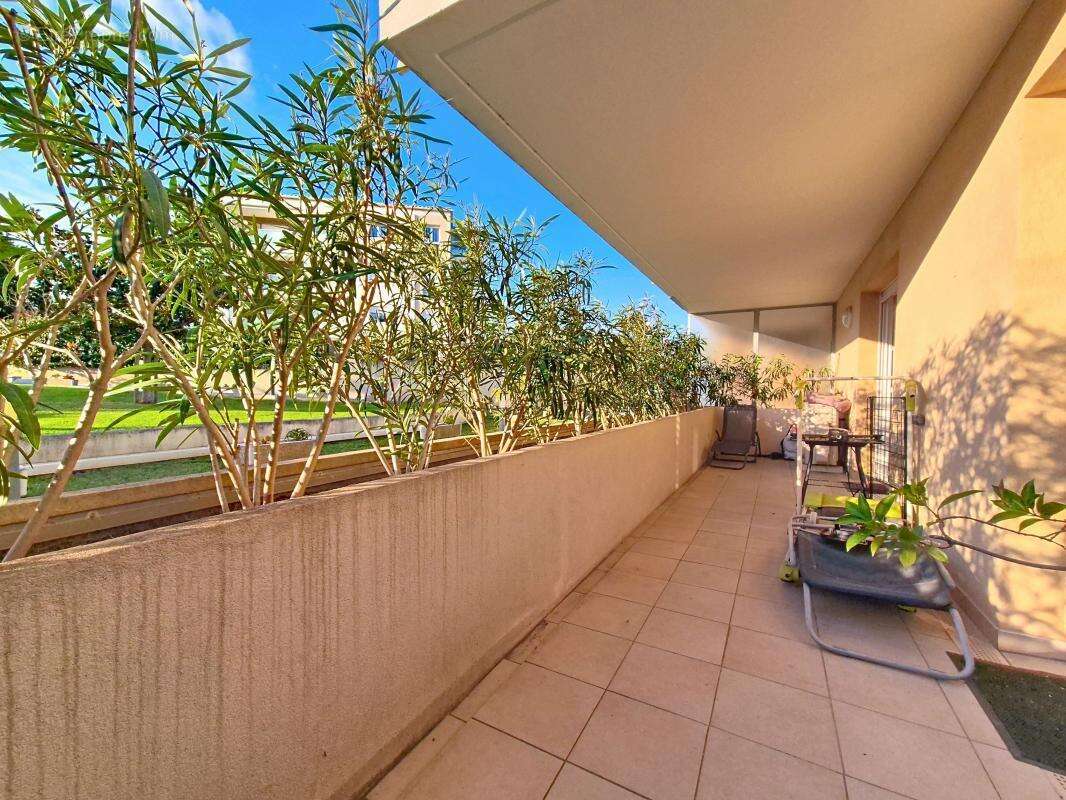 Appartement à LE CANNET