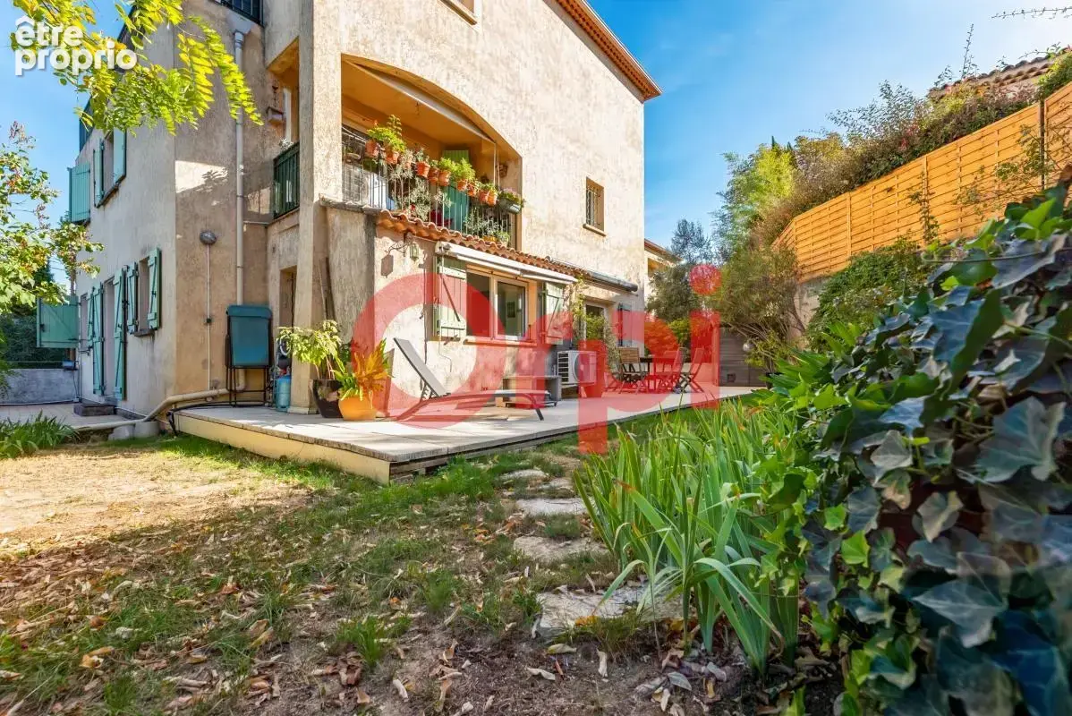 Appartement à VENELLES
