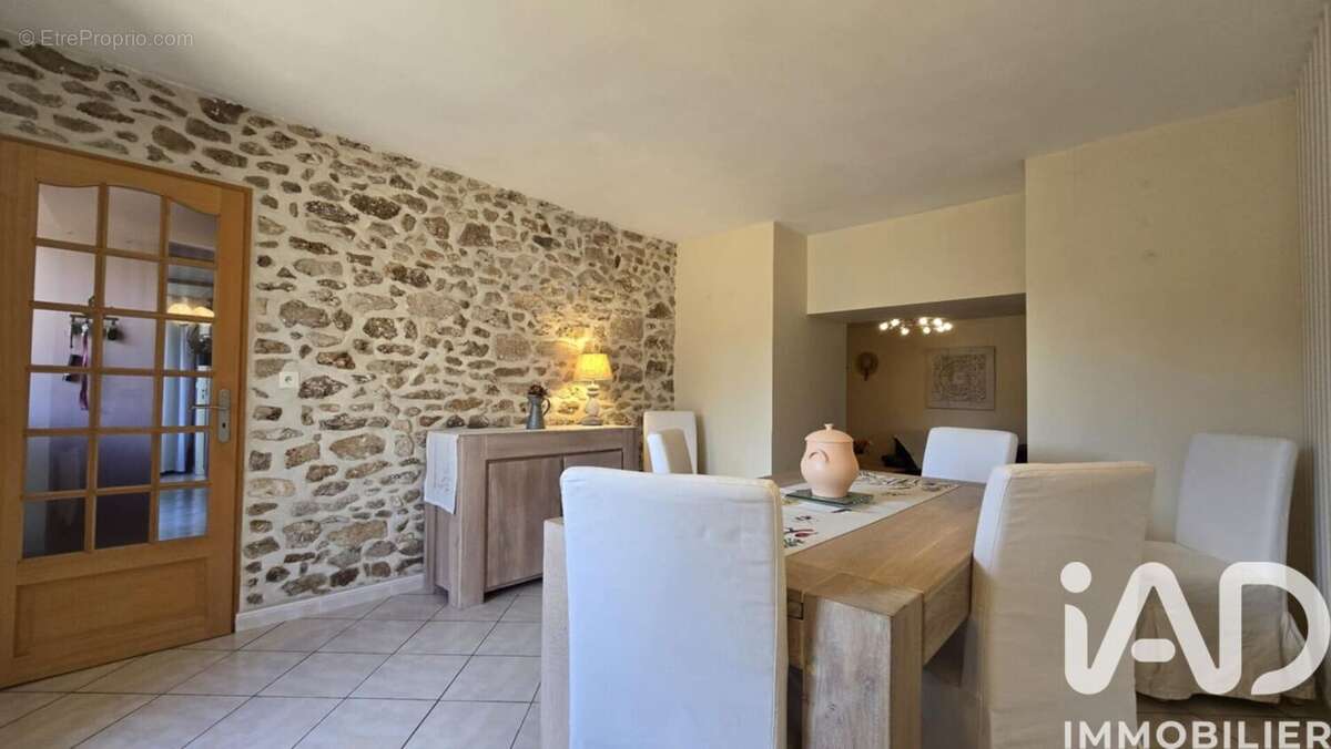 Photo 5 - Maison à BOURAY-SUR-JUINE