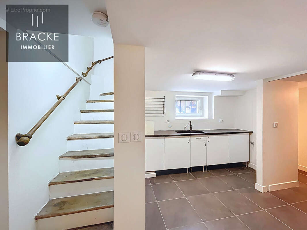 Maison à LA GARENNE-COLOMBES