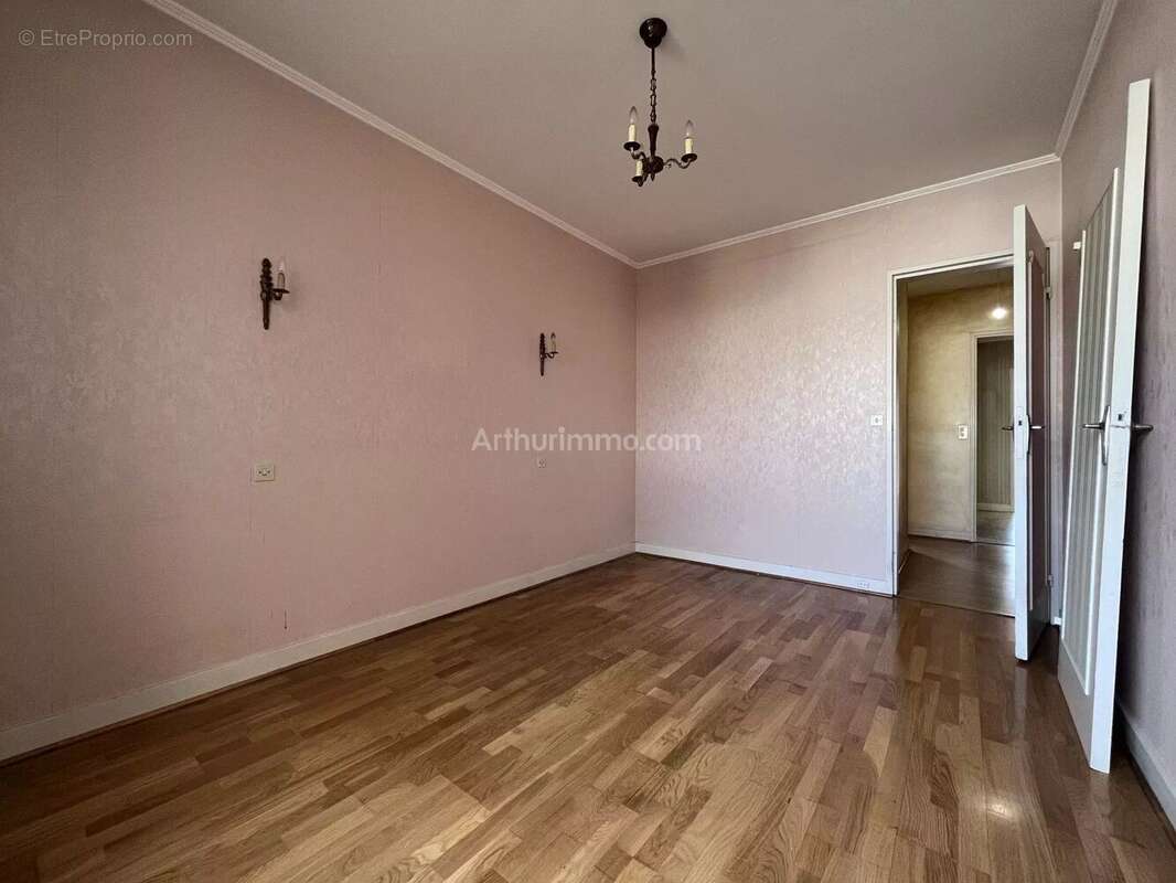 Appartement à CHAMPIGNY-SUR-MARNE