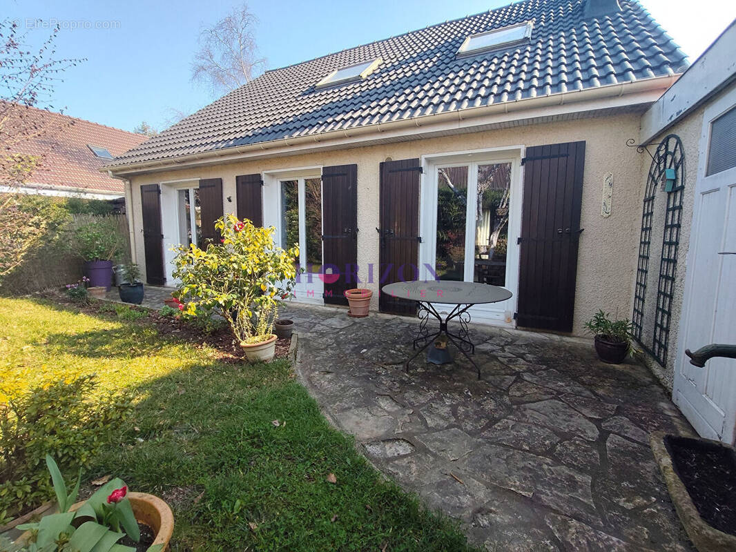 Maison à BEAUMONT-SUR-OISE