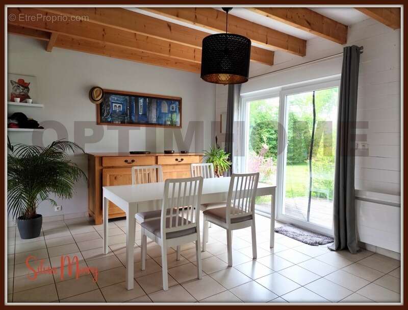 Maison à PLOUZEVEDE