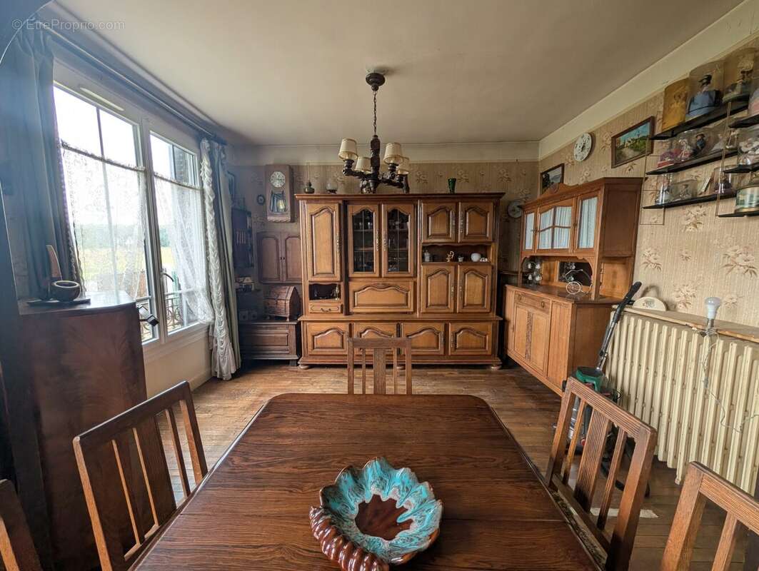 Maison à PLAISIR