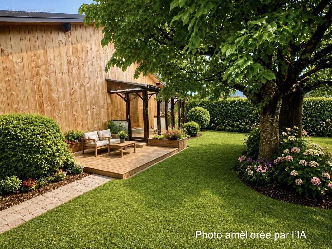 Maison à ECOLE