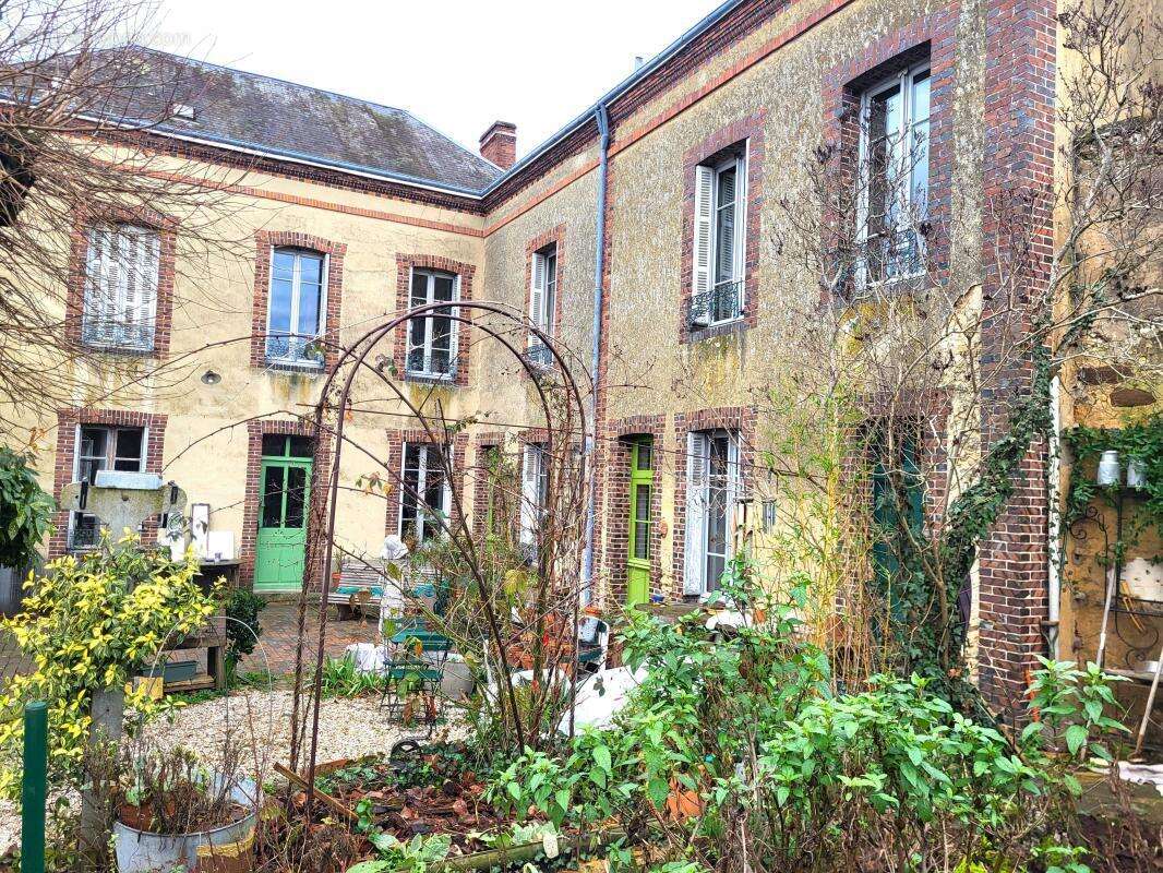 Maison à MONDOUBLEAU