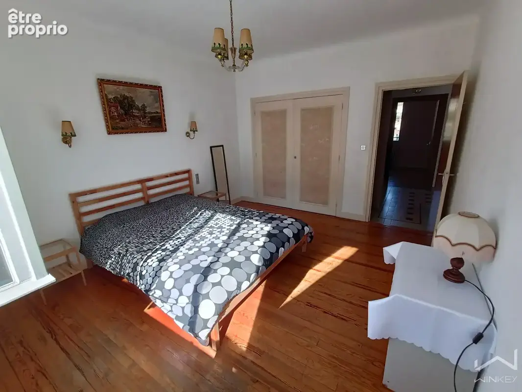 Maison familiale T7 6 chambres belles prestations, lumineuse et beaux volumes - photo 5