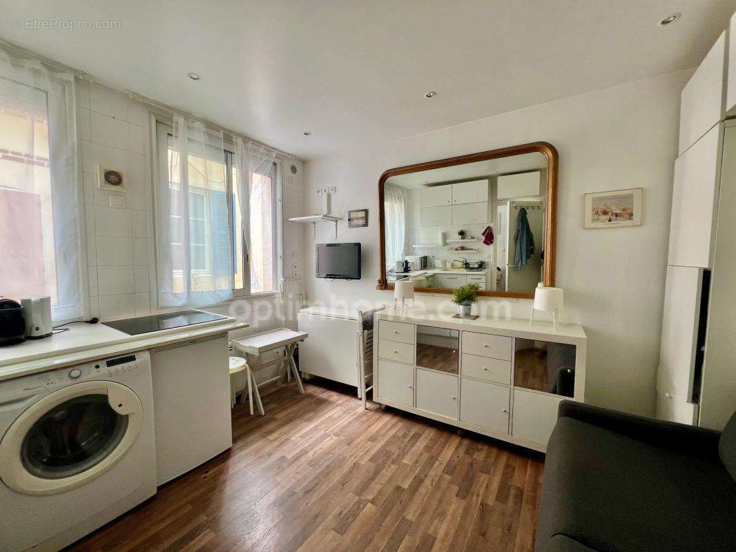 Investissement Bord de Mer : 2 pièces Rue des Bains à deux pas de la plage de Trouville - photo 4